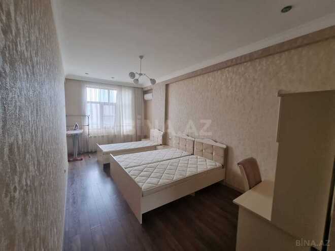 3-комн. новостройка - м. 28 мая - 110 м² (10)