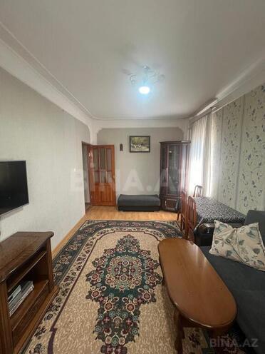 2 otaqlı köhnə tikili - İnşaatçılar m. - 65 m² (2)