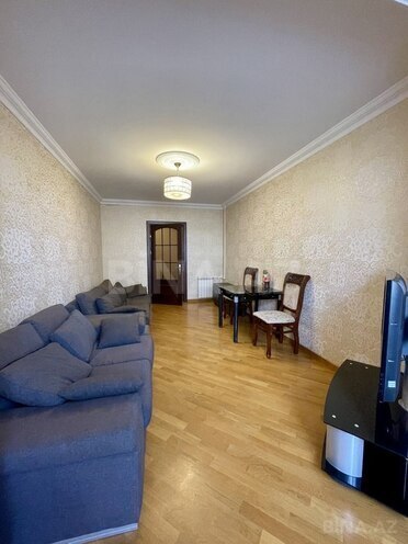 2 otaqlı köhnə tikili - İnşaatçılar m. - 50 m² (3)