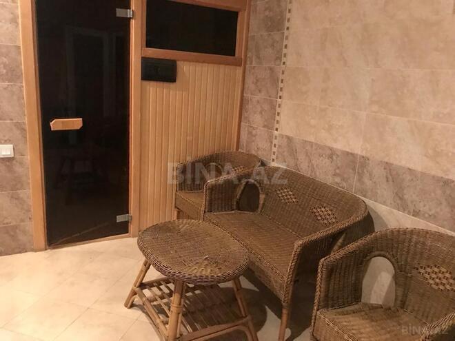 6 otaqlı həyət evi/bağ evi - Novxanı q. - 400 m² (20)