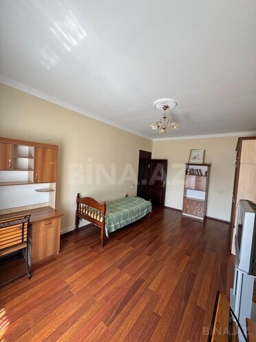 6 otaqlı həyət evi/bağ evi - Novxanı q. - 300 m² (7)