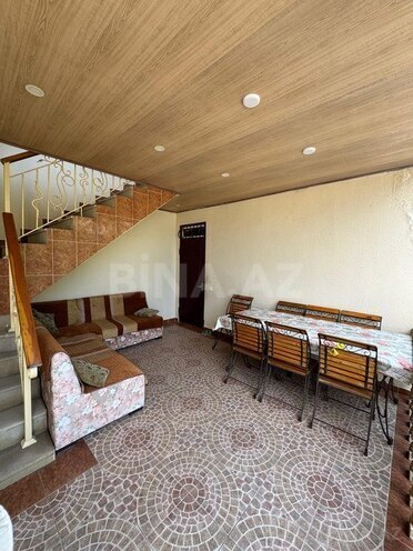 6 otaqlı həyət evi/bağ evi - Novxanı q. - 300 m² (16)