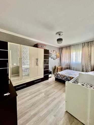 4 otaqlı köhnə tikili - İnşaatçılar m. - 110 m² (19)