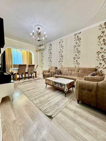 4 otaqlı köhnə tikili - İnşaatçılar m. - 110 m² (22)
