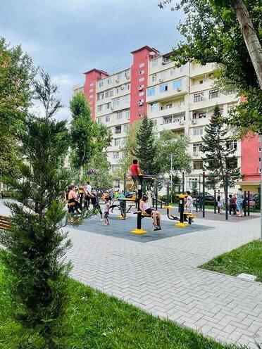 4 otaqlı köhnə tikili - İnşaatçılar m. - 110 m² (27)