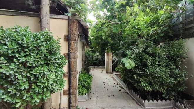 4 otaqlı həyət evi/bağ evi - Şüvəlan q. - 195 m² (24)