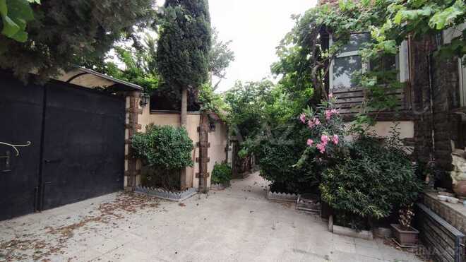 4 otaqlı həyət evi/bağ evi - Şüvəlan q. - 195 m² (7)