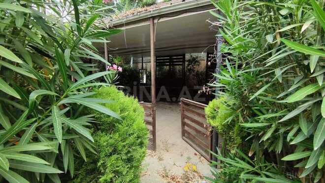 4 otaqlı həyət evi/bağ evi - Şüvəlan q. - 195 m² (22)