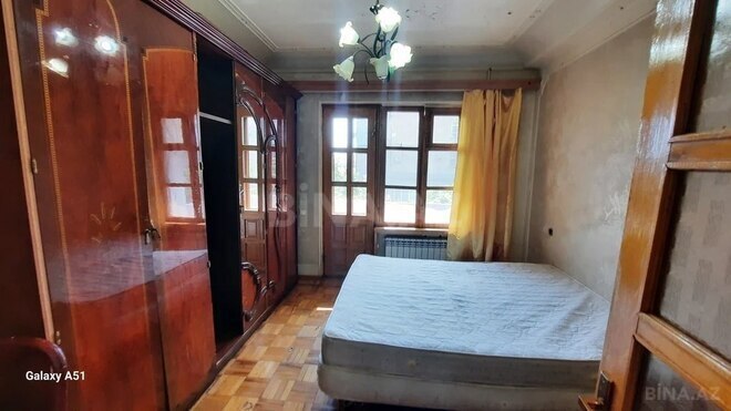2 otaqlı köhnə tikili - İnşaatçılar m. - 55 m² (1)