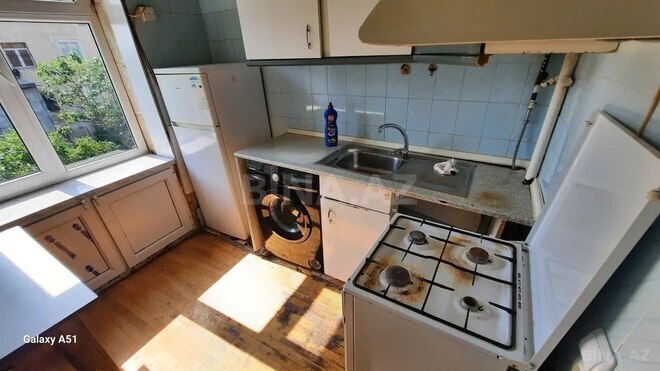 2 otaqlı köhnə tikili - İnşaatçılar m. - 55 m² (7)