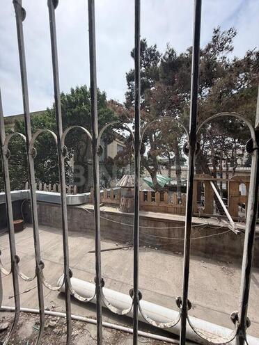3 otaqlı köhnə tikili - 20 Yanvar m. - 60 m² (15)