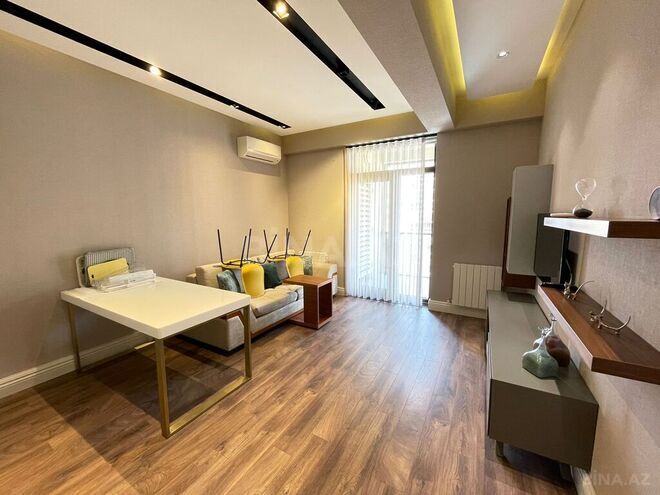 Сдаётся 2-комн. новостройка 60 м², м. Элмляр Академиясы, photo 3 from 18