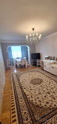 3 otaqlı köhnə tikili - 8-ci mikrorayon q. - 85 m² (6)