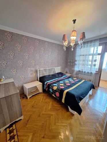 3 otaqlı köhnə tikili - 8-ci mikrorayon q. - 85 m² (9)