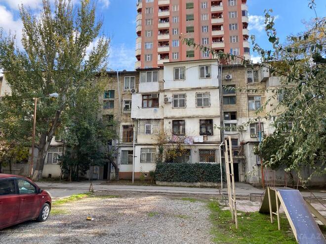 2 otaqlı köhnə tikili - İnşaatçılar m. - 50 m² (15)