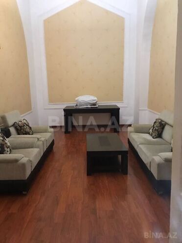 5 otaqlı həyət evi/bağ evi - 28 May m. - 130 m² (1)