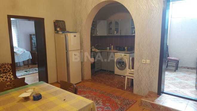 4 otaqlı həyət evi/bağ evi - M.Ə.Rəsulzadə q. - 70 m² (4)