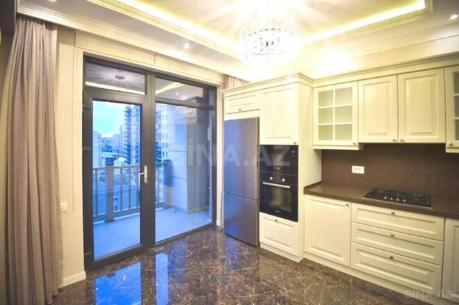 3 otaqlı yeni tikili - İnşaatçılar m. - 133 m² (9)