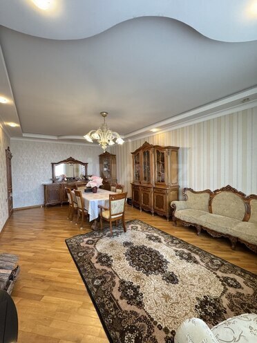 4-комн. новостройка - м. 8 ноября - 165 м² (4)