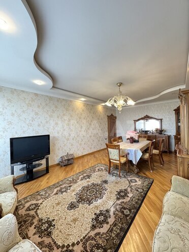 4-комн. новостройка - м. 8 ноября - 165 м² (5)