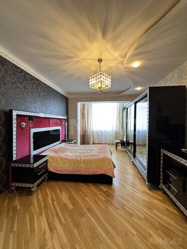 4-комн. новостройка - м. 8 ноября - 165 м² (13)