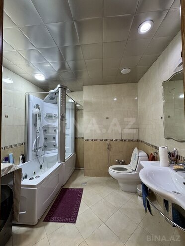 4-комн. новостройка - м. 8 ноября - 165 м² (17)