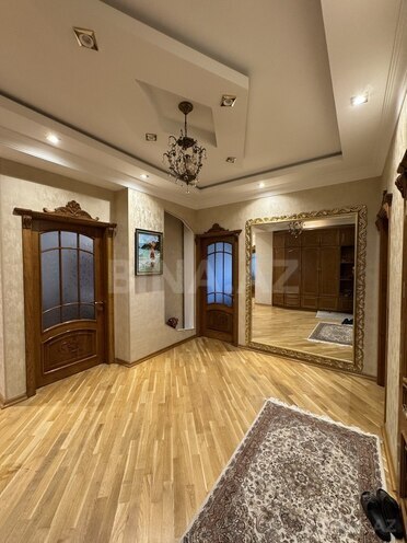 4-комн. новостройка - м. 8 ноября - 165 м² (20)