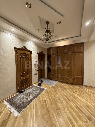 4-комн. новостройка - м. 8 ноября - 165 м² (22)
