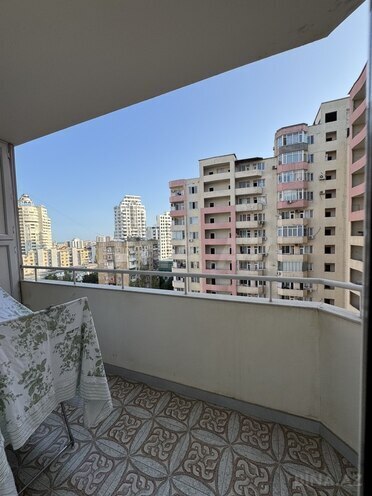 4-комн. новостройка - м. 8 ноября - 165 м² (24)