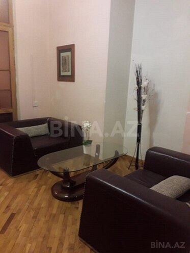 3 otaqlı köhnə tikili - İçəri Şəhər m. - 82 m² (1)