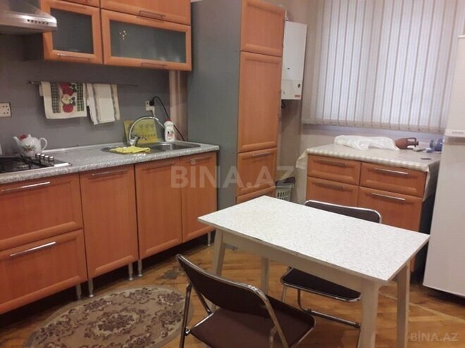 3 otaqlı köhnə tikili - İçəri Şəhər m. - 82 m² (2)