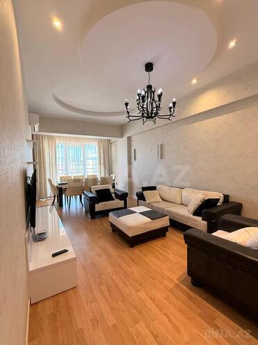 3 otaqlı yeni tikili - Şah İsmayıl Xətai m. - 147 m² (1)