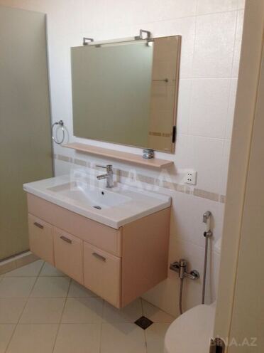 5 otaqlı həyət evi/bağ evi - 20 Yanvar m. - 350 m² (9)