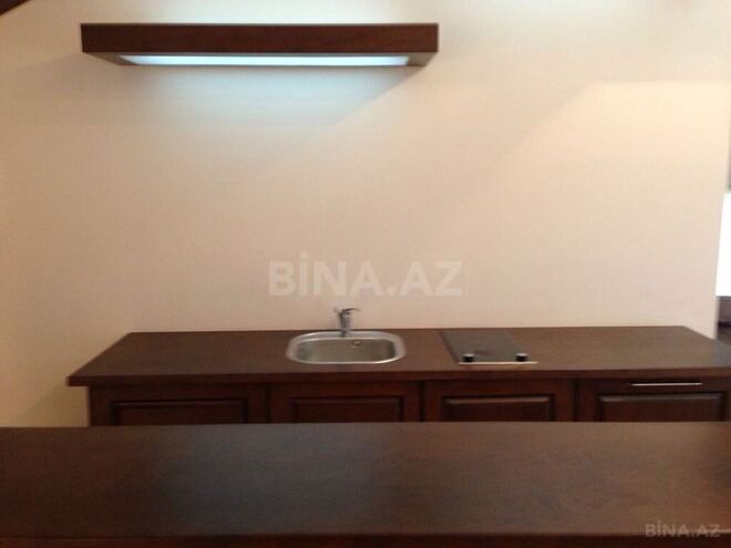 5 otaqlı həyət evi/bağ evi - 20 Yanvar m. - 350 m² (13)