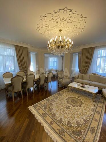 3 otaqlı yeni tikili - 28 May m. - 158.5 m² (3)