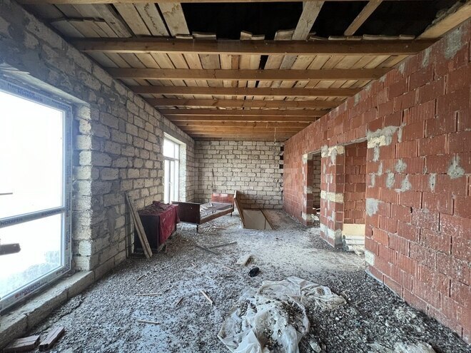 6 otaqlı həyət evi/bağ evi - Zabrat q. - 186 m² (22)