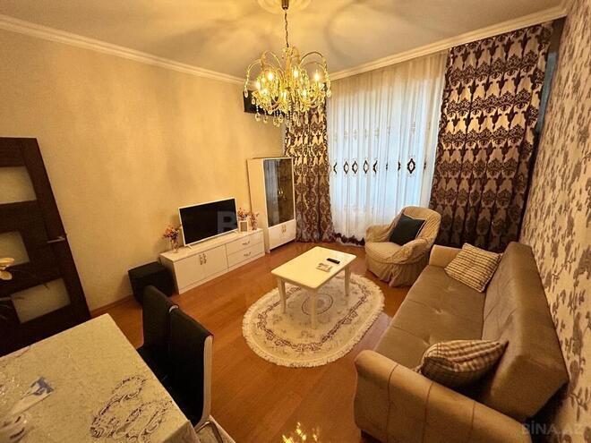 2-комн. новостройка - м. Автовокзал - 68 м² (4)