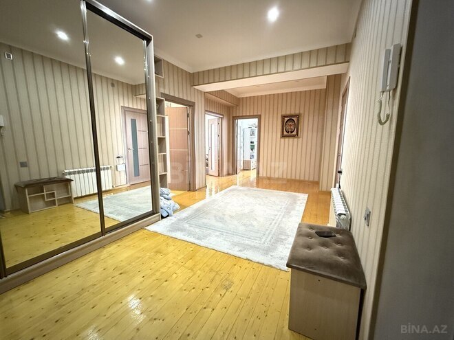 3 otaqlı yeni tikili - 20 Yanvar m. - 138 m² (12)