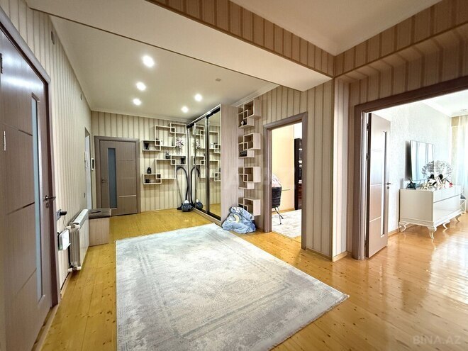 3 otaqlı yeni tikili - 20 Yanvar m. - 138 m² (13)