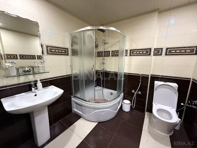3 otaqlı yeni tikili - 20 Yanvar m. - 138 m² (14)