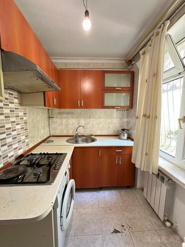 2 otaqlı köhnə tikili - Elmlər Akademiyası m. - 50 m² (7)