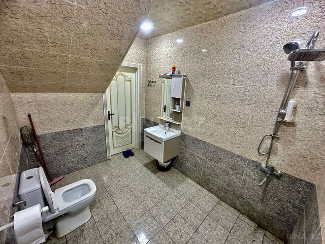 5 otaqlı həyət evi/bağ evi - Görədil q. - 140 m² (16)