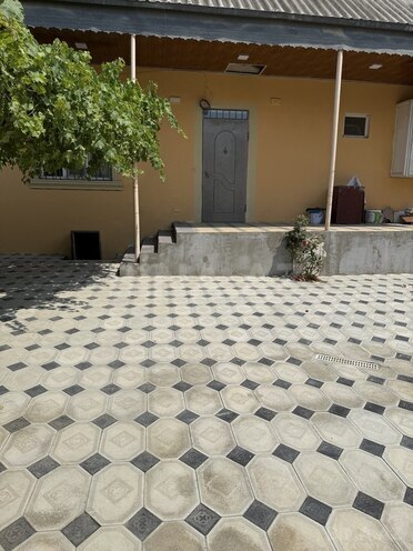 3 otaqlı həyət evi/bağ evi - Binəqədi q. - 250 m² (1)