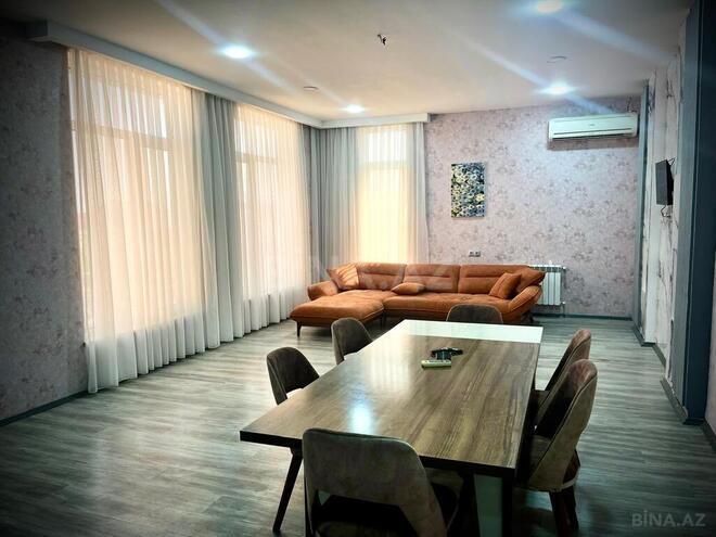 3 otaqlı həyət evi/bağ evi - Novxanı q. - 120 m² (27)