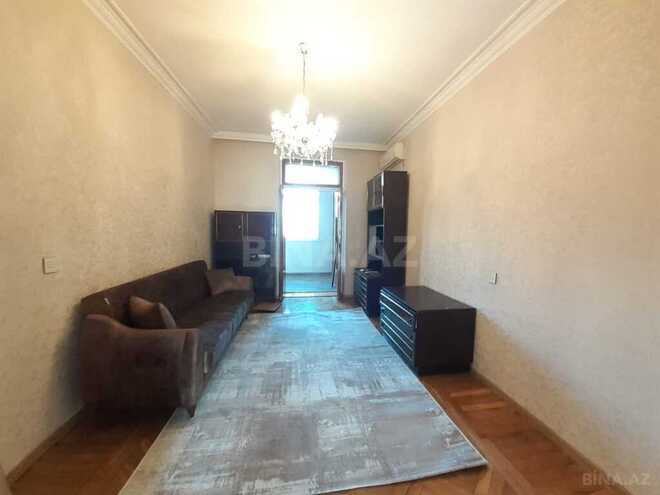 2-комн. вторичка - м. Элмляр Академиясы - 60 м² (1)