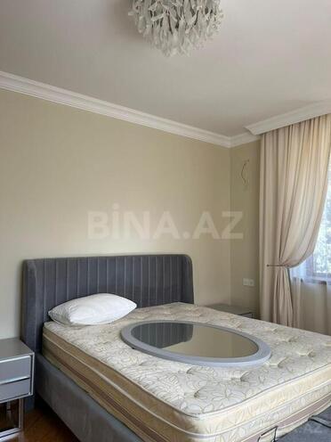 5 otaqlı həyət evi/bağ evi - Şüvəlan q. - 300 m² (24)