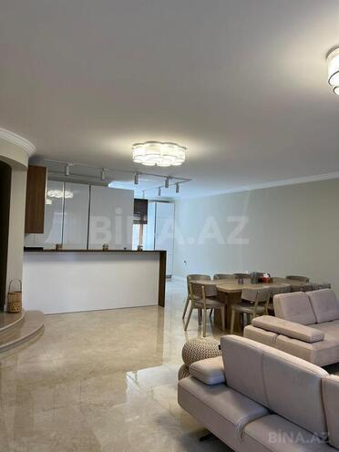 5 otaqlı həyət evi/bağ evi - Şüvəlan q. - 300 m² (15)