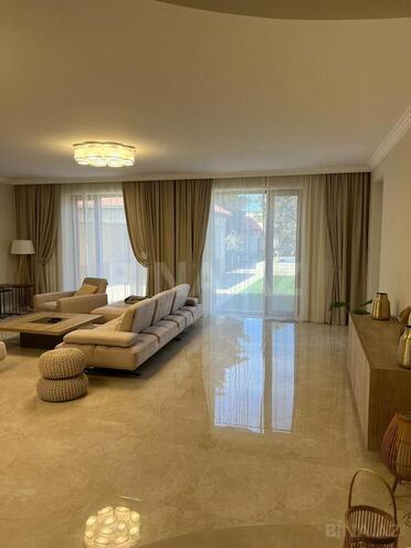 5 otaqlı həyət evi/bağ evi - Şüvəlan q. - 300 m² (16)