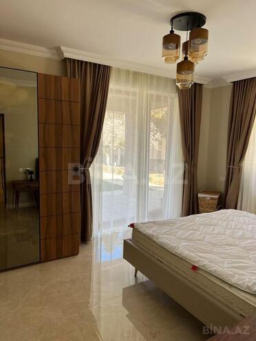 5 otaqlı həyət evi/bağ evi - Şüvəlan q. - 300 m² (11)