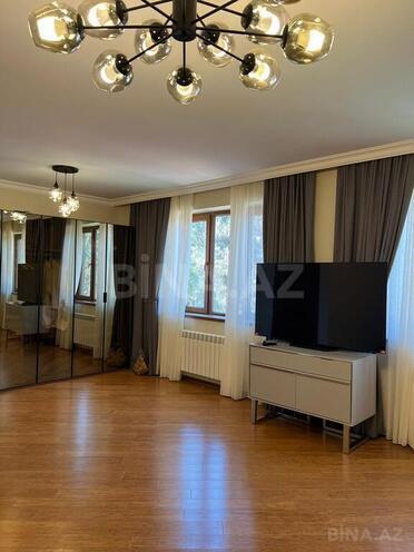 5 otaqlı həyət evi/bağ evi - Şüvəlan q. - 300 m² (27)